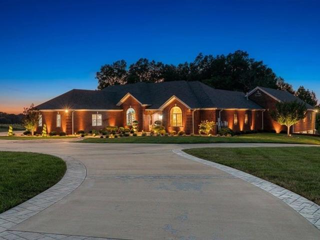 House for sale in Glasgow, Barren County