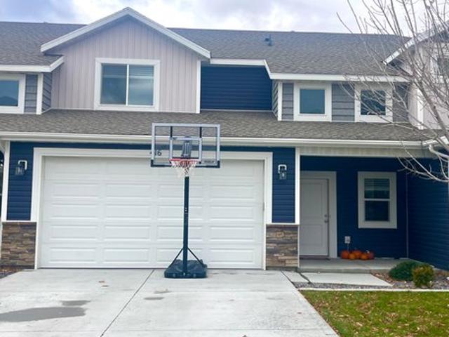 Townhouse for sale in Cache, Utah