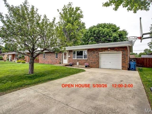 House for sale in Bethalto, Illinois