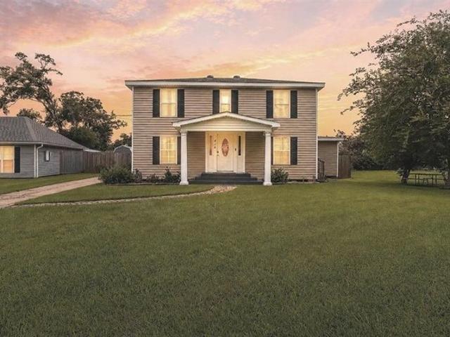 House for sale in Sulphur, Calcasieu Parish