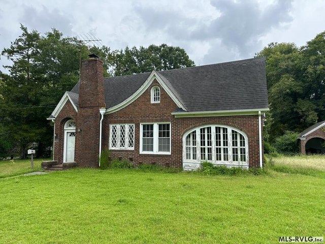 House for sale in Ahoskie, North Carolina