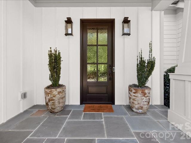House for sale in Downtown, Davidson
