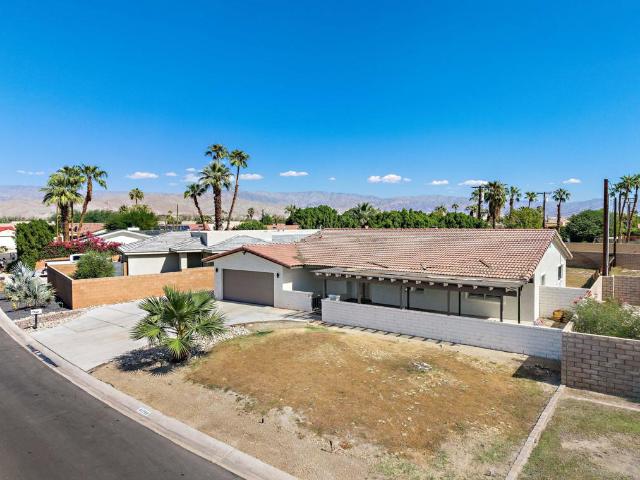 House for sale in Bermuda Dunes, Riverside County
