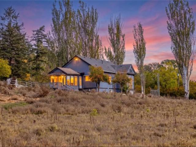 House for sale in Rural Saanich, Saanich