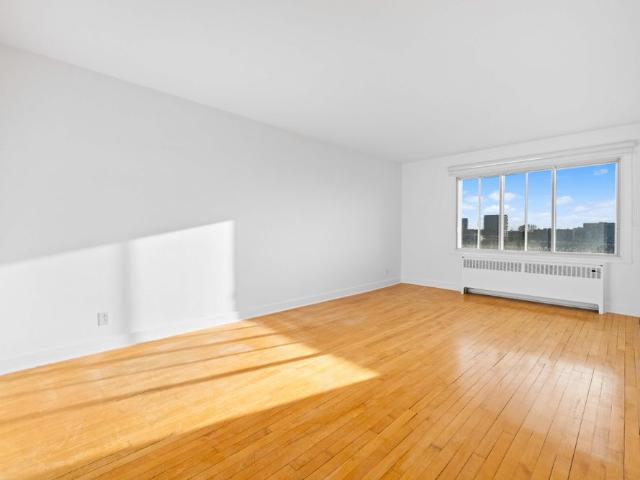 Apartment for rent in St. Leonard's, Quebec
