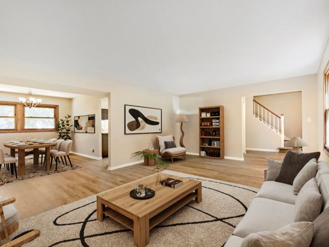House for sale in Westbury, Hoffman Estates