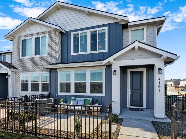 Townhouse for sale in Eagle