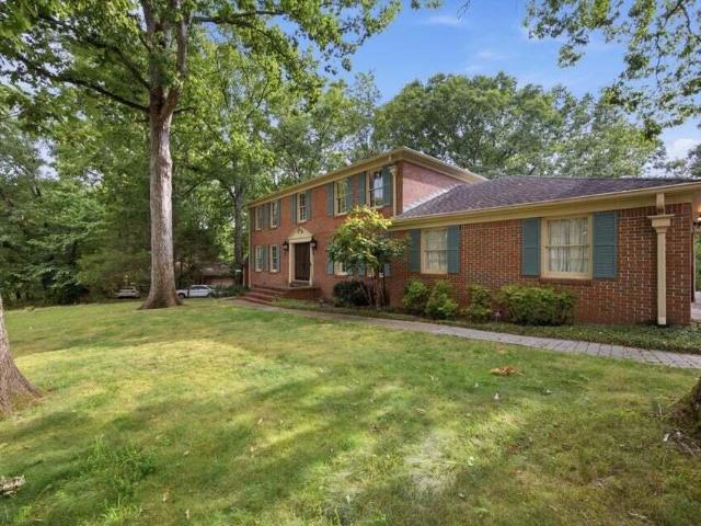 House for sale in Northshore Forest, Chattanooga