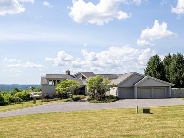 House for sale in Cazenovia, New York