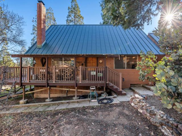 House for sale in Auberry, California