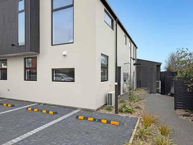 House for rent in Heathcote, Canterbury