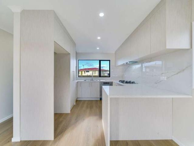 Townhouse for rent in Papakura