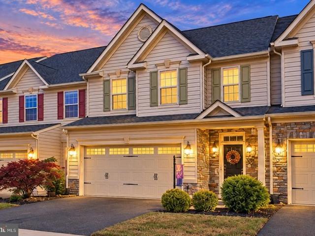 Townhouse for sale in Aldie, Loudoun County