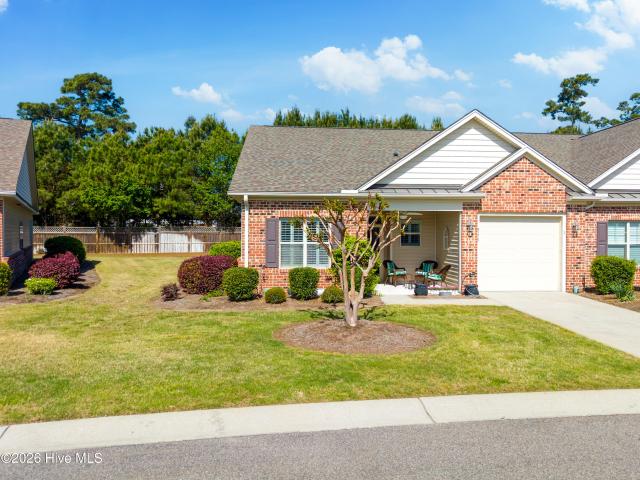 Townhouse for sale in Oak Island, North Carolina