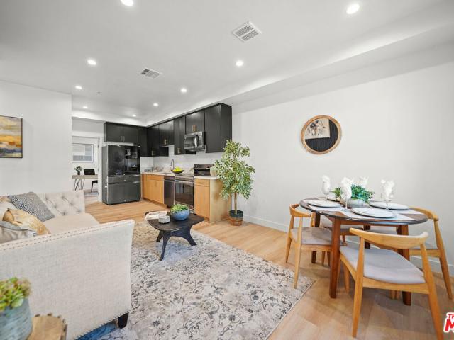 Property for rent in Canoga Park, California