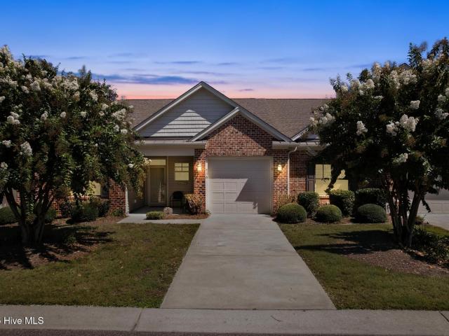 Townhouse for sale in Cambridge Crossing Townhomes, Oak Island