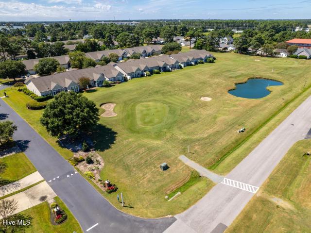 Townhouse for sale in Oak Island, North Carolina