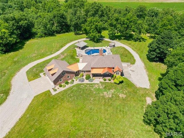 House for sale in Gasconade, Missouri