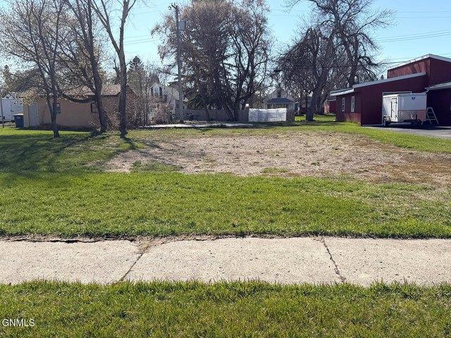 Land for sale in Jamestown, North Dakota