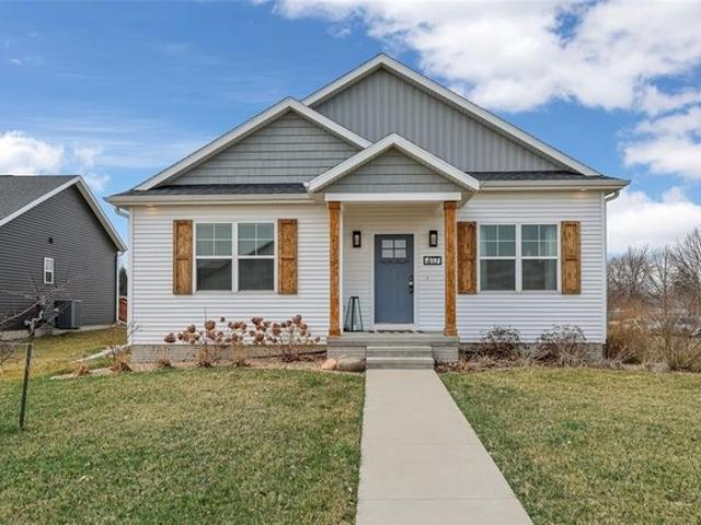 House for sale in Linn, Iowa