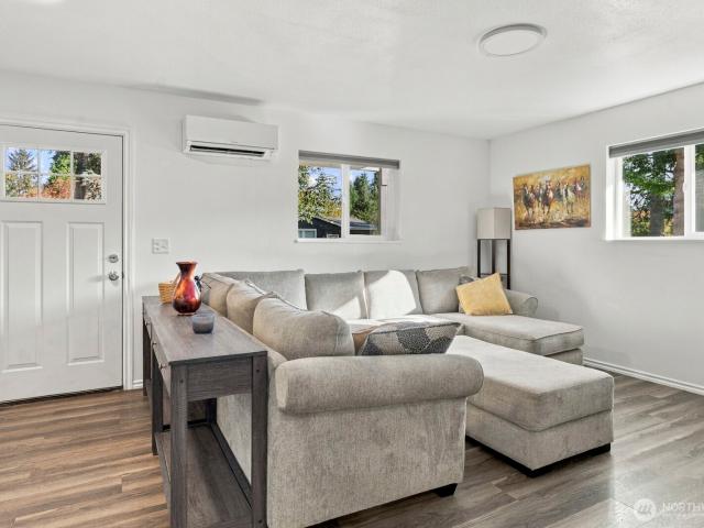 House for sale in Pe Ell, Lewis County