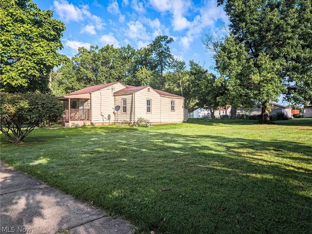 House for sale in Warren, Ohio