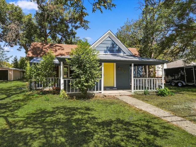 House for sale in Collinsville, Grayson County