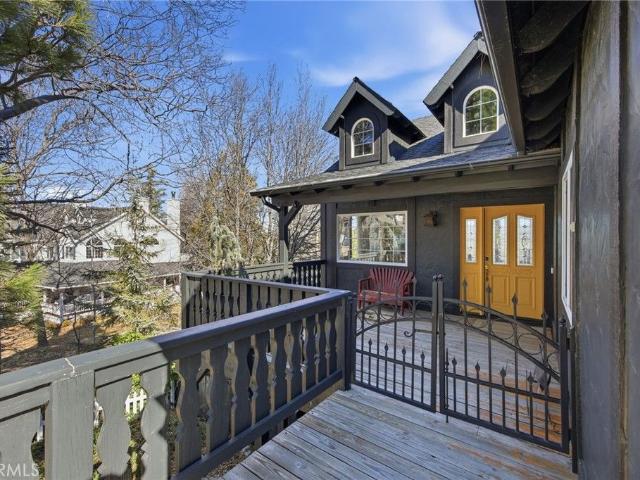 House for sale in Cedar Glen, California