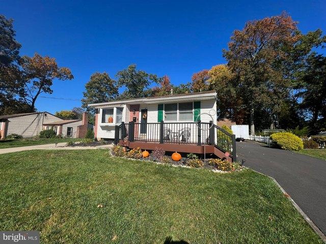 House for sale in Maple Shade Township, Burlington County