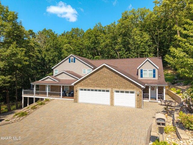 House for sale in Bedford, Pennsylvania