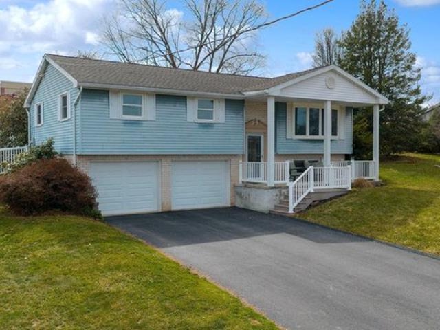 House for sale in Dallastown, Pennsylvania