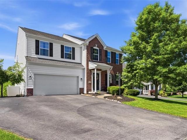 House for sale in Canonsburg, Pennsylvania