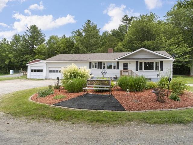 House for sale in Readfield, Maine
