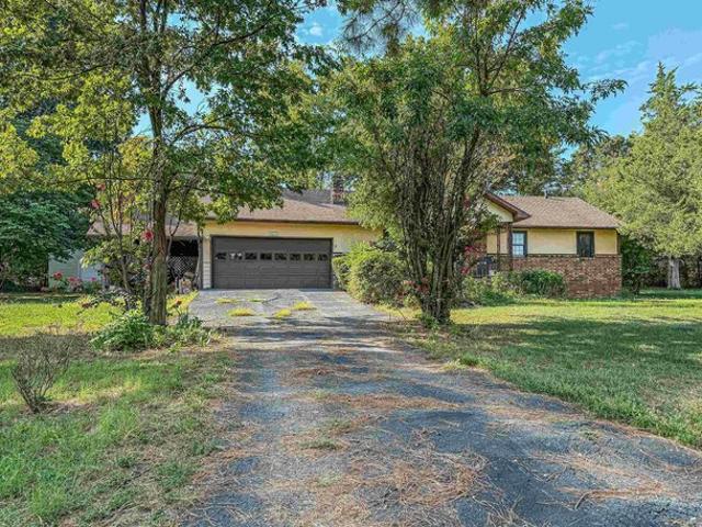 House for sale in Flippin, Marion County