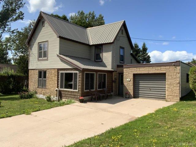 House for sale in Ishpeming, Michigan