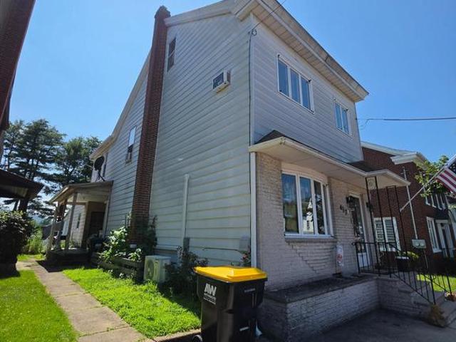 House for sale in Gordon, Pennsylvania