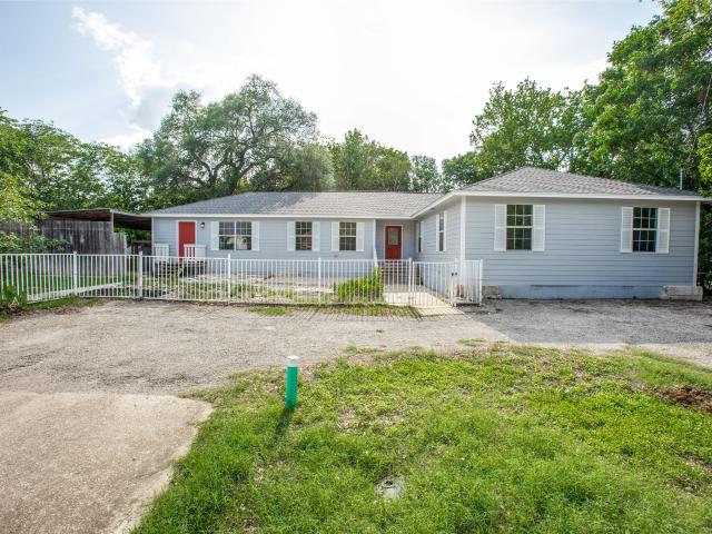 House for sale in Lockhart, Texas