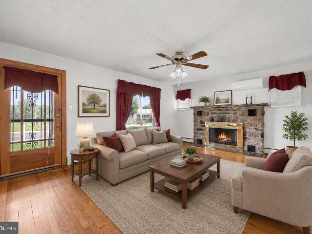 House for sale in Rocky Ridge, Maryland