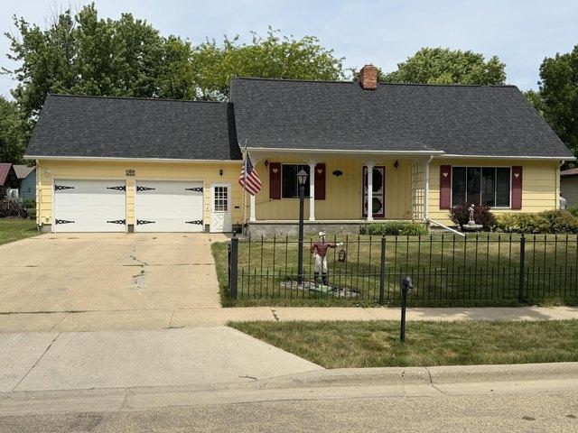 House for sale in Aberdeen, South Dakota