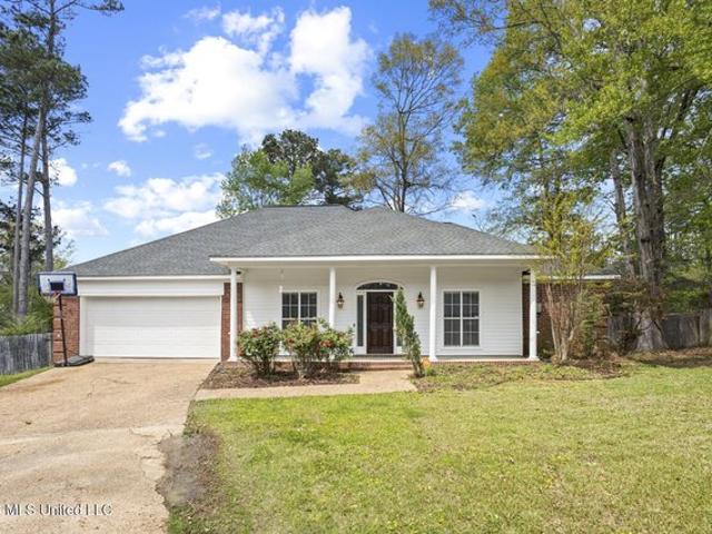 House for sale in Ridgeland, Mississippi