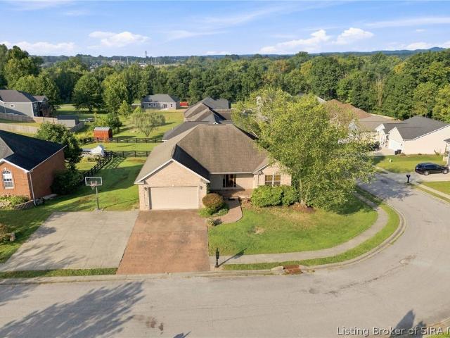 House for sale in Henryville, Indiana