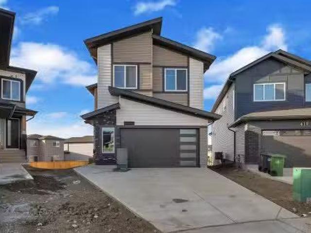 House for sale in Rolly View, Alberta
