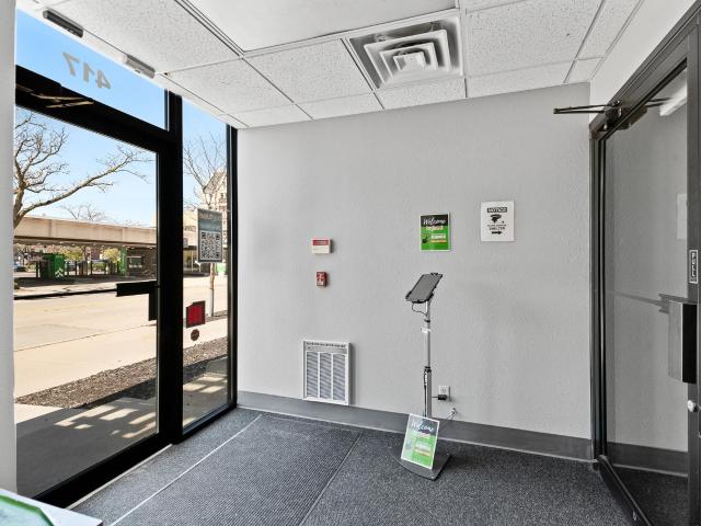 Commercial for sale in Green Bay