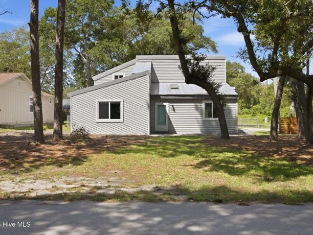 House for sale in Oak Island, North Carolina