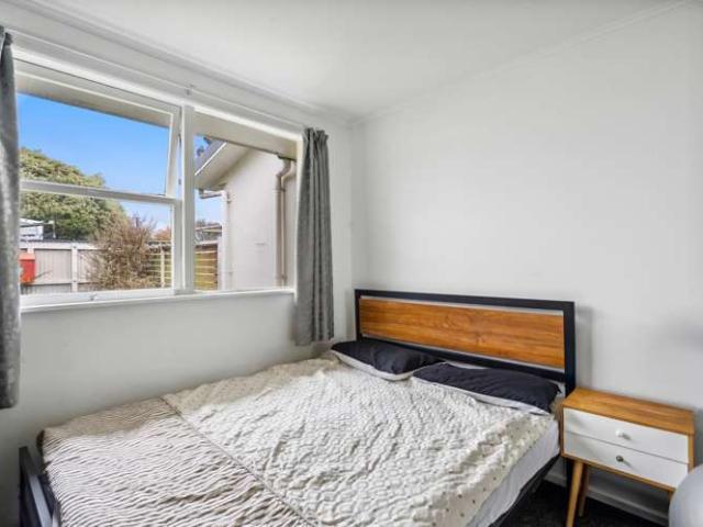 Apartment for sale in Pauatahanui, Wellington
