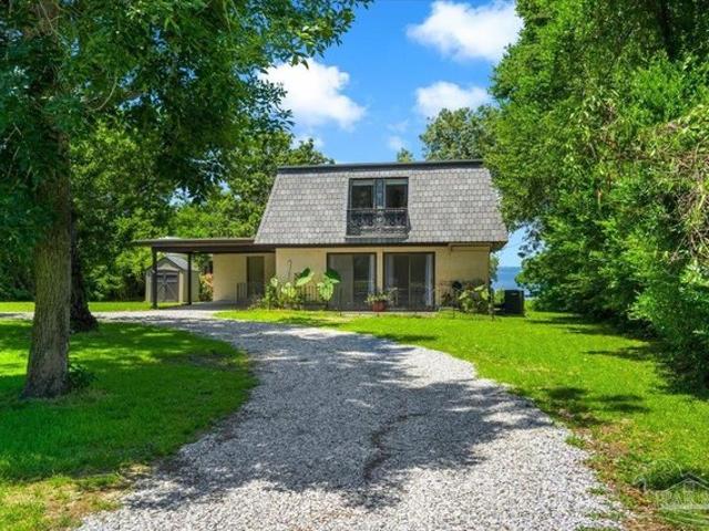 House for sale in Gulf Breeze, Florida