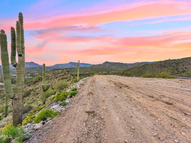 Land for sale in Cave Creek, Arizona