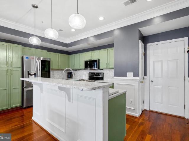 Condo for sale in Virginia