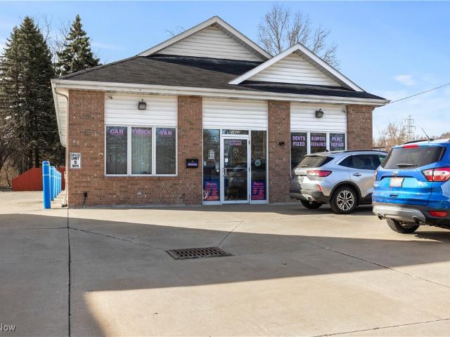 Commercial for sale in Elyria