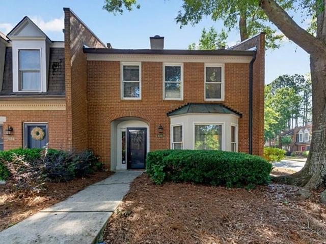 Townhouse for sale in Duluth, Georgia